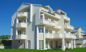 Гостиница Apartments Mirage  Новалья